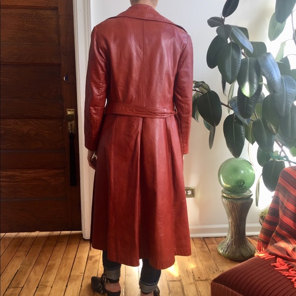 Leather trench - Picture 2 of 8